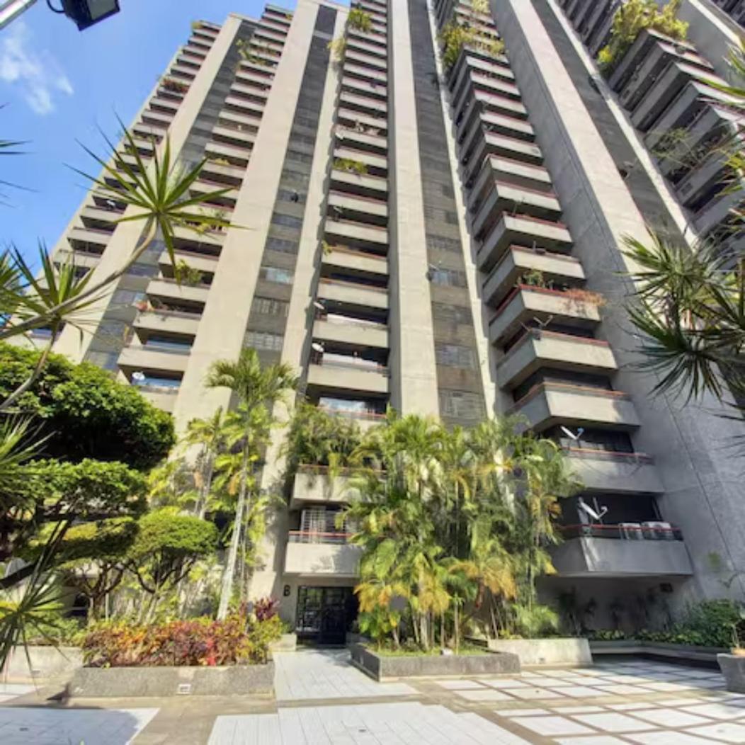 Hermoso 1hab+2banos En El Bosque,ccs Caracas